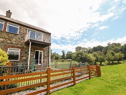 Coed y Glyn Bach Equestrian
