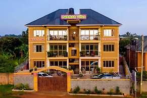Lwanar Villas and Apartments