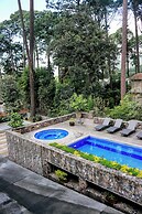 Hotel Roca y Cantera