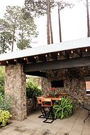 Hotel Roca y Cantera