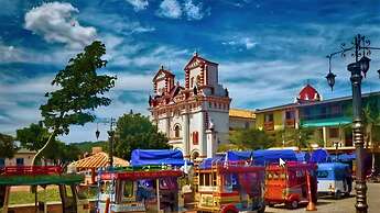 Hotel Guatatur