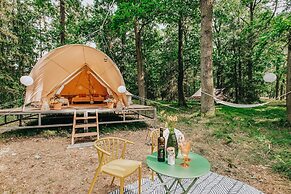Glamping Černická obora