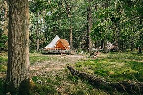 Glamping Černická obora