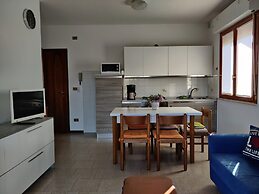Charming Apartment Close to the Beach