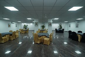 Posh Garden Inn