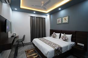 Posh Garden Inn