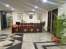 Posh Garden Inn
