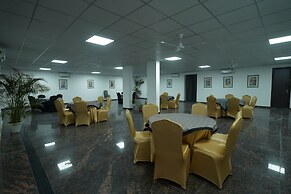 Posh Garden Inn