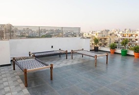 Posh Garden Inn