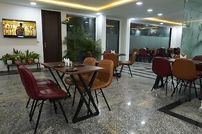Posh Garden Inn