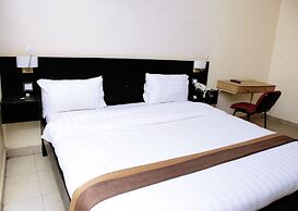 Ubuntu Palace Hotel