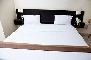 Ubuntu Palace Hotel