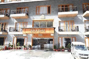 Bradhi - Riverside Resort Jibhi
