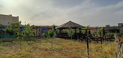 Petra dad farm