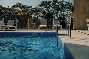 BOTANICAL POOL CLUB
