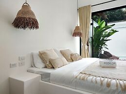 Bahala Na Villas