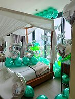 Mullet Bay Suites: Your Luxury Stay Awaits