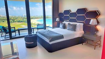Mullet Bay Suites: Your Luxury Stay Awaits