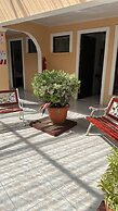 Hotel Cabinas El Coral