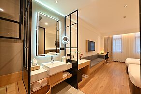 Changsheng Hotel