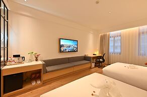 Changsheng Hotel