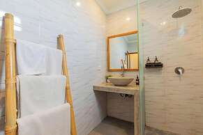 Frangipani House & Spa by Ecommerceloka