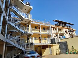 Blue Star Apartments