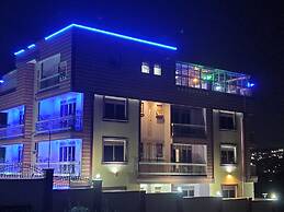 JB suites and lounge