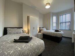 StayCrewe Apartments