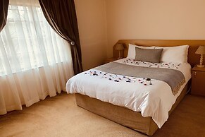 Khutsong Lodge