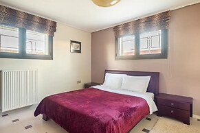 Beautiful 1-bed Cottage in Megalopolis
