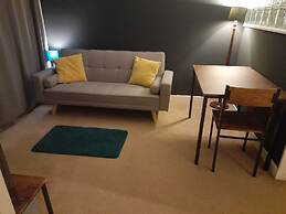 Cosy Private Hideaway Studio Flat With Breakfast