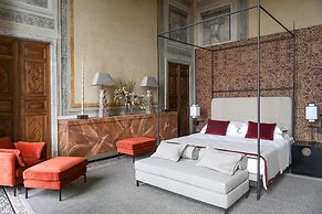 Palazzo Durazzo Suites