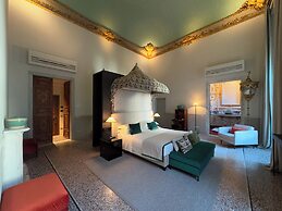 Palazzo Durazzo Suites