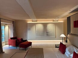 Palazzo Durazzo Suites