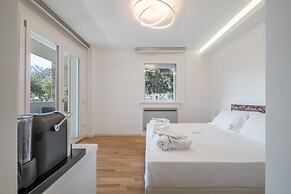 Helios Guesthouse