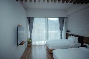 Jade City Hotel
