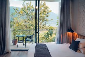Jade City Hotel