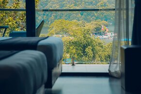 Jade City Hotel