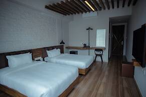 Jade City Hotel