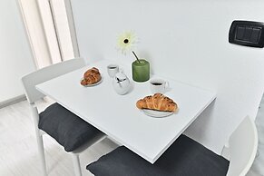 IzzHome Cozy Room