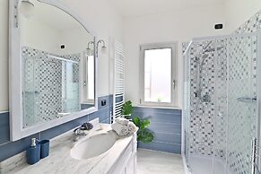 IzzHome Cozy Room