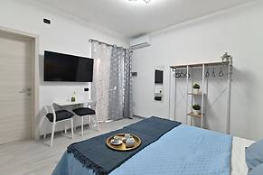 IzzHome Cozy Room