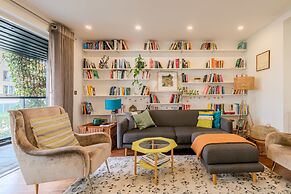 Beautiful Canal-side Flat in Hackney