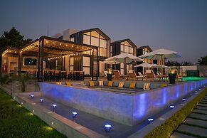 Awqa Loft & Camp