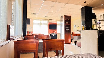 Dezudava Hotel