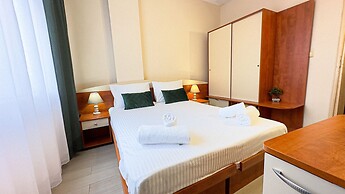 Dezudava Hotel