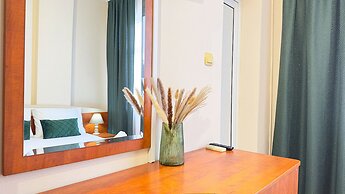 Dezudava Hotel