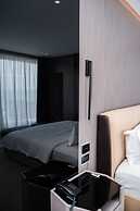 Demi Hotel