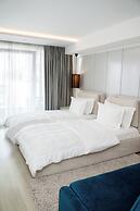 Demi Hotel